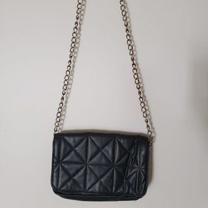 Black Crossbody Purse with Gold Chain